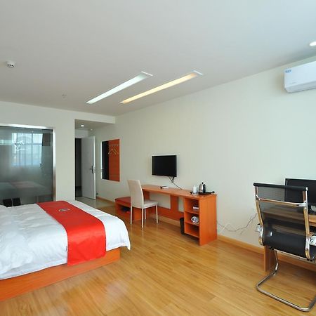 Thank Inn Chain Hotel West Eleven Road Mall Linyi  Eksteriør billede