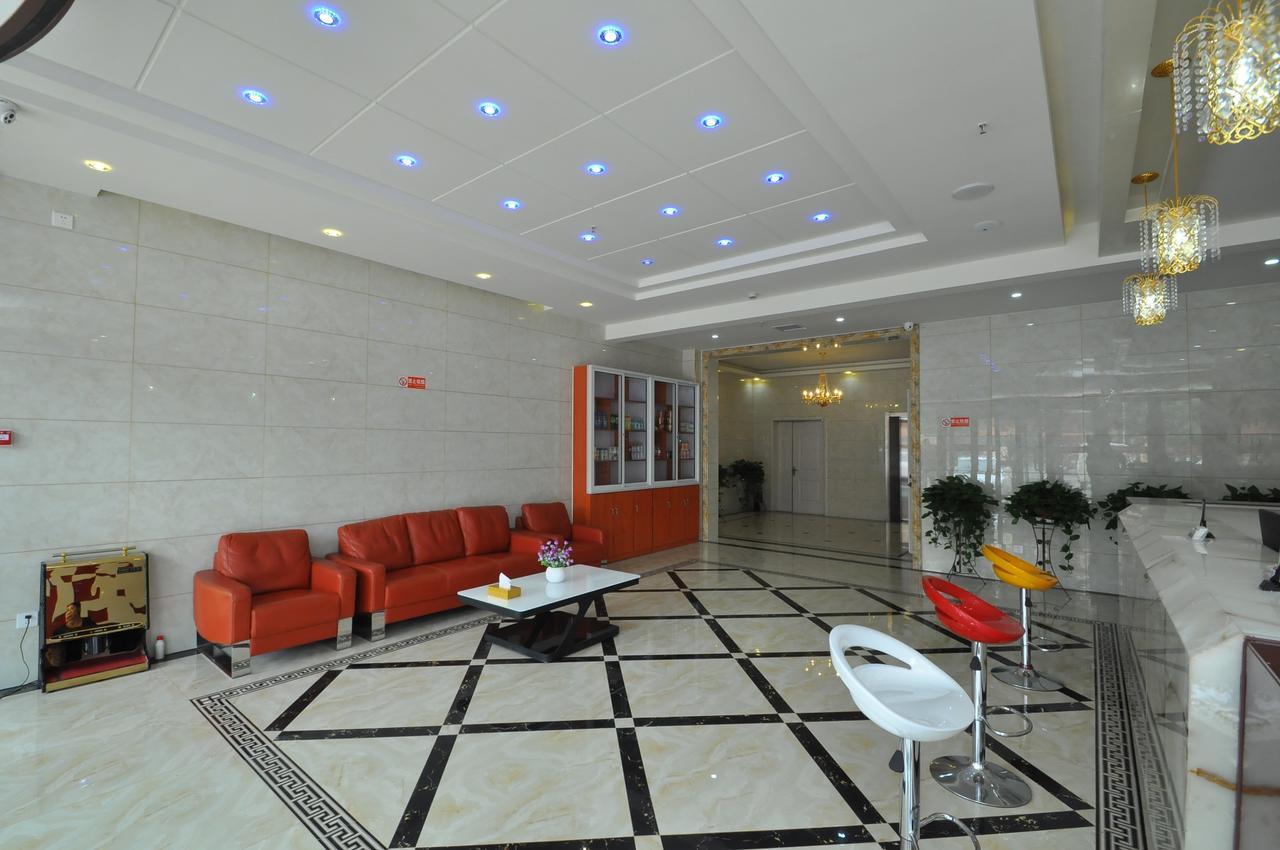Thank Inn Chain Hotel West Eleven Road Mall Linyi  Eksteriør billede